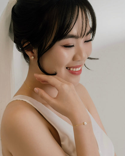 Grace Solitaire Pearl Bracelet