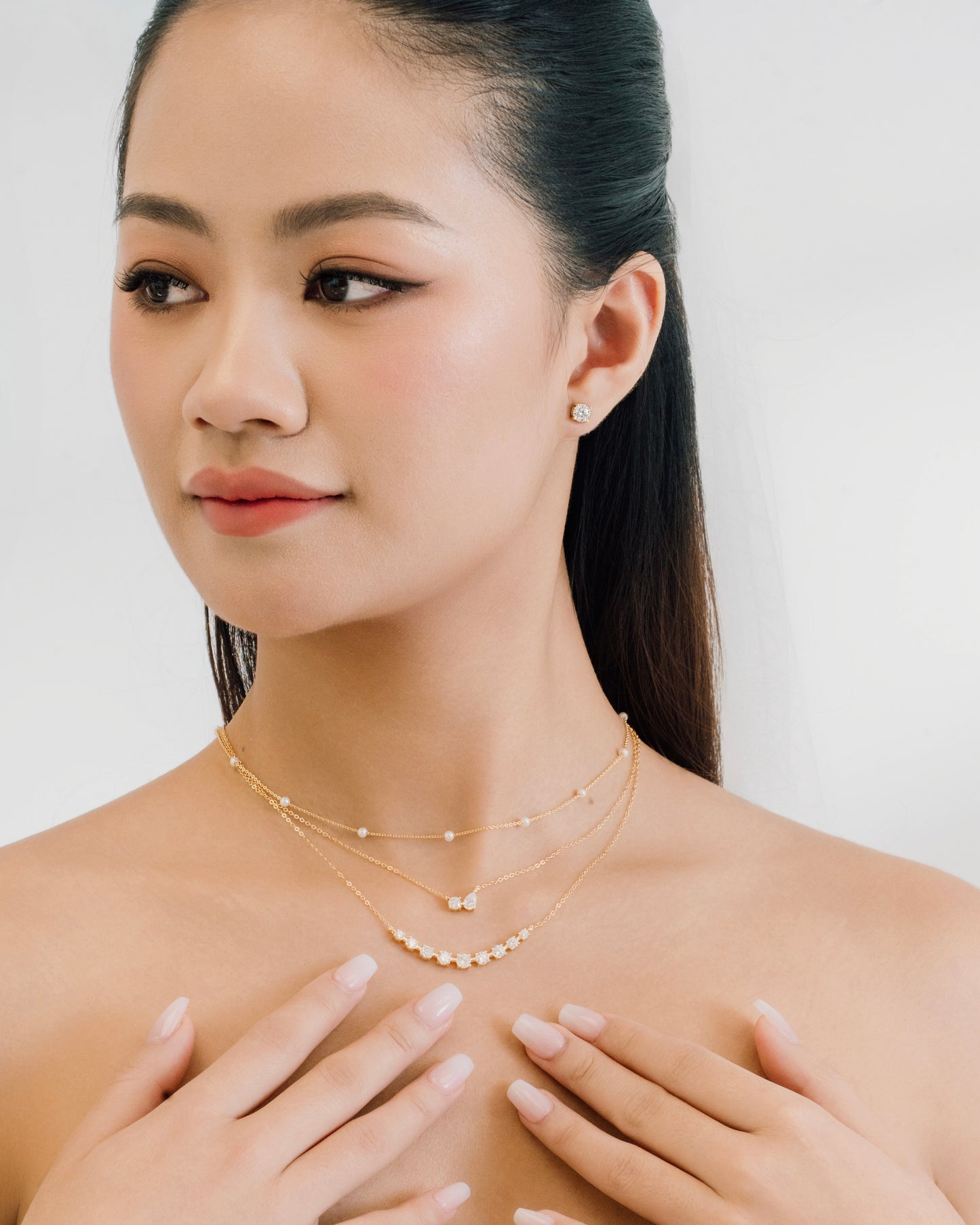 Eleanor Moissanite Studs